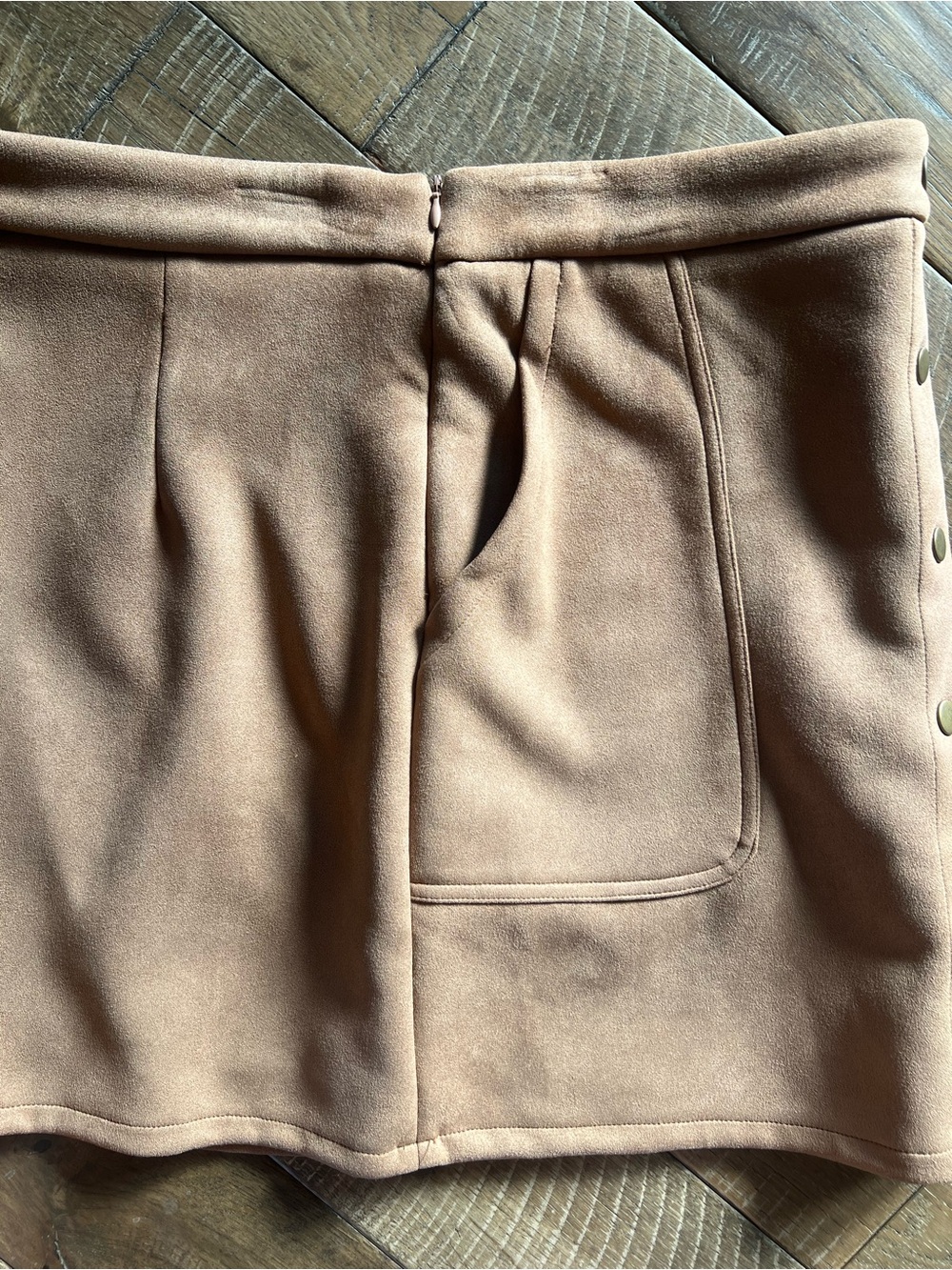 Button-Front Tan Mini Skirt with Patch Pockets - Picture 4 of 5